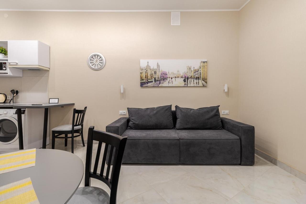 דירות לבוב Luxury Flat In Downtown 2 מראה חיצוני תמונה