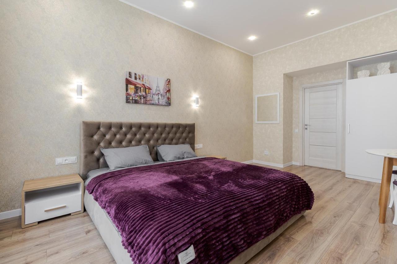 דירות לבוב Luxury Flat In Downtown 2 מראה חיצוני תמונה